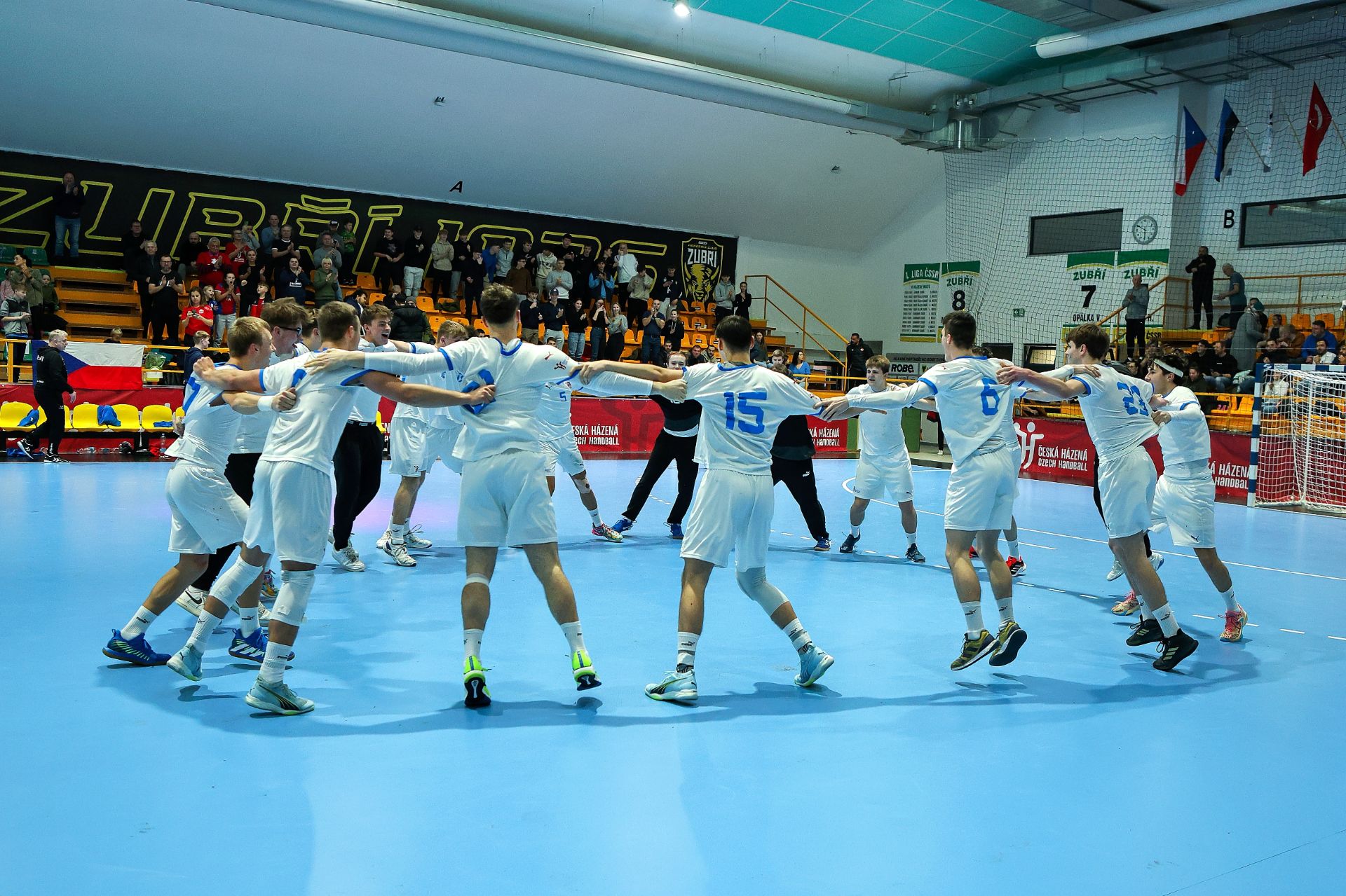 Česko – Chorvatsko 28:26. Po úvodní porážce ovládli dorostenci v Novém Veselí odvetu