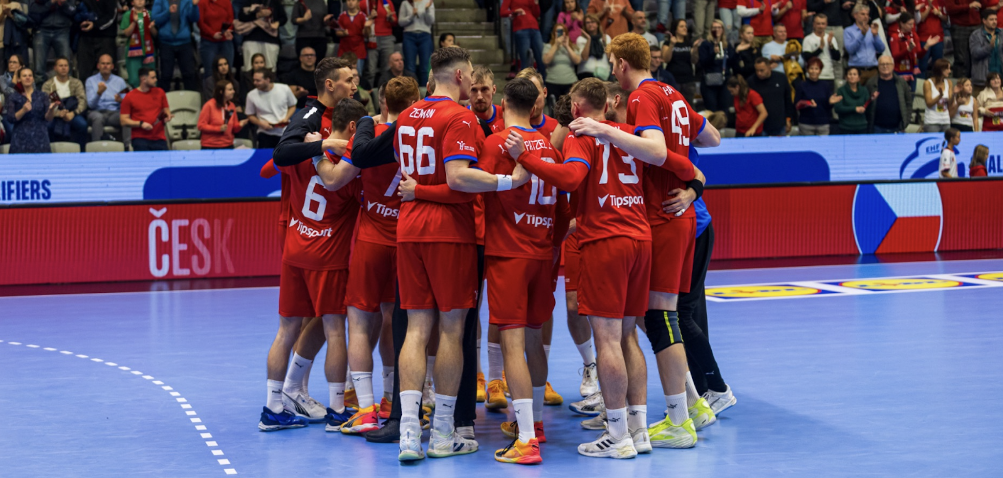 Na mistrovství světa mužů míří dravé mládí, ale i zkušenosti. Nominovaných je 17 hráčů